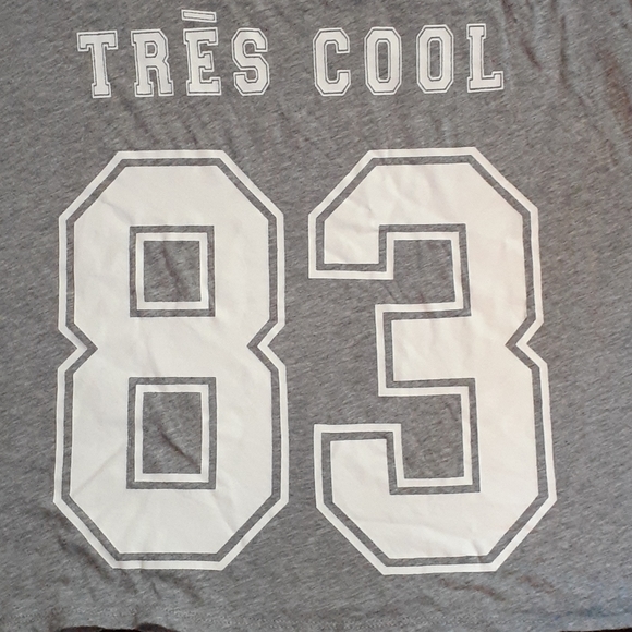 Forever 21 tee - Picture 4 of 4